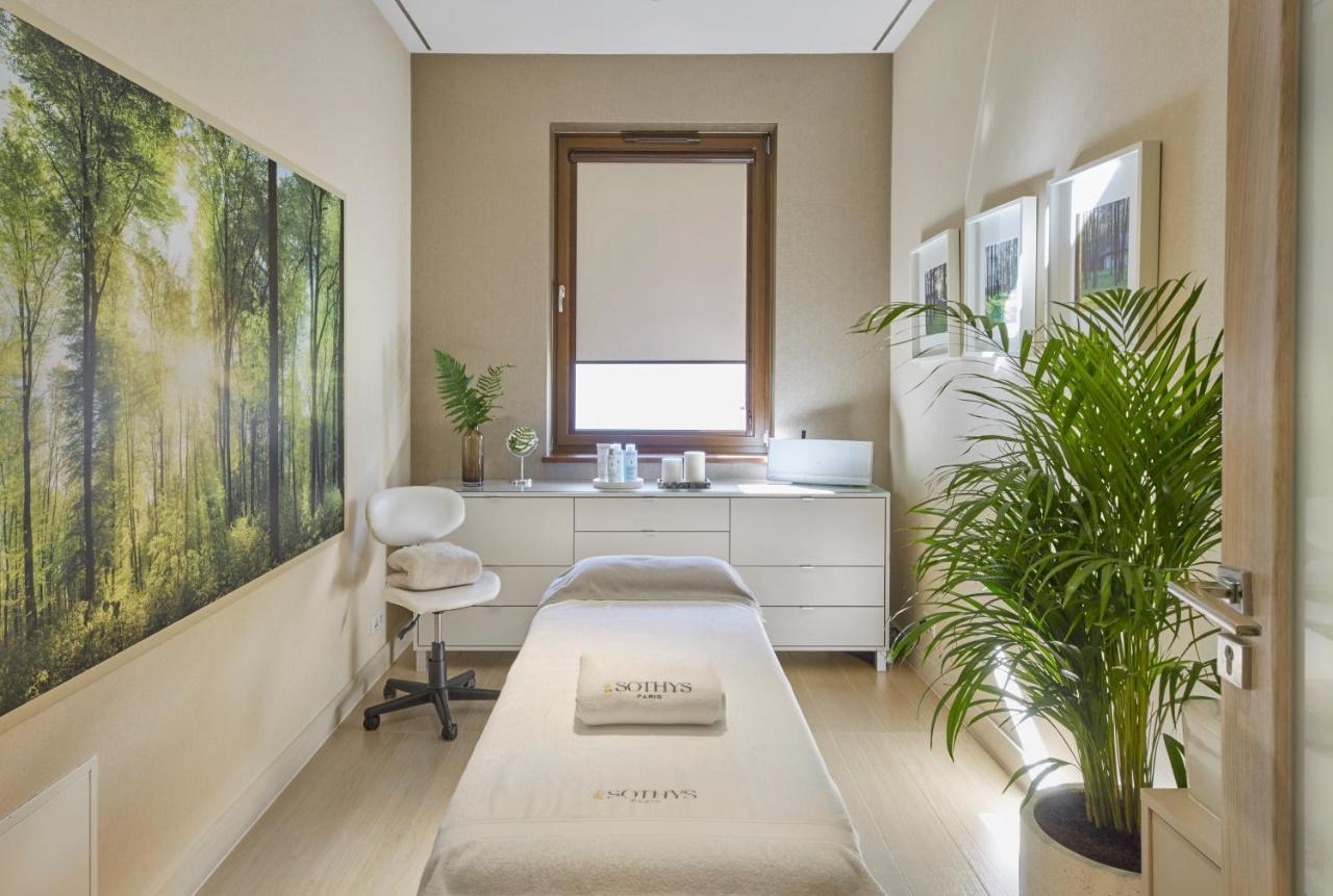 Columna Medica Otel Łask Dış mekan fotoğraf